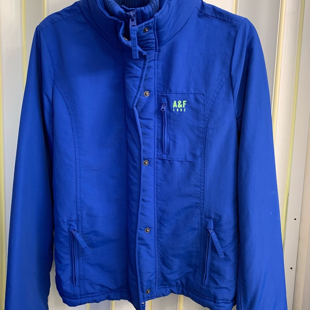 Abercrombie & Fitch All Season Weather Warrior Puffer Jacket